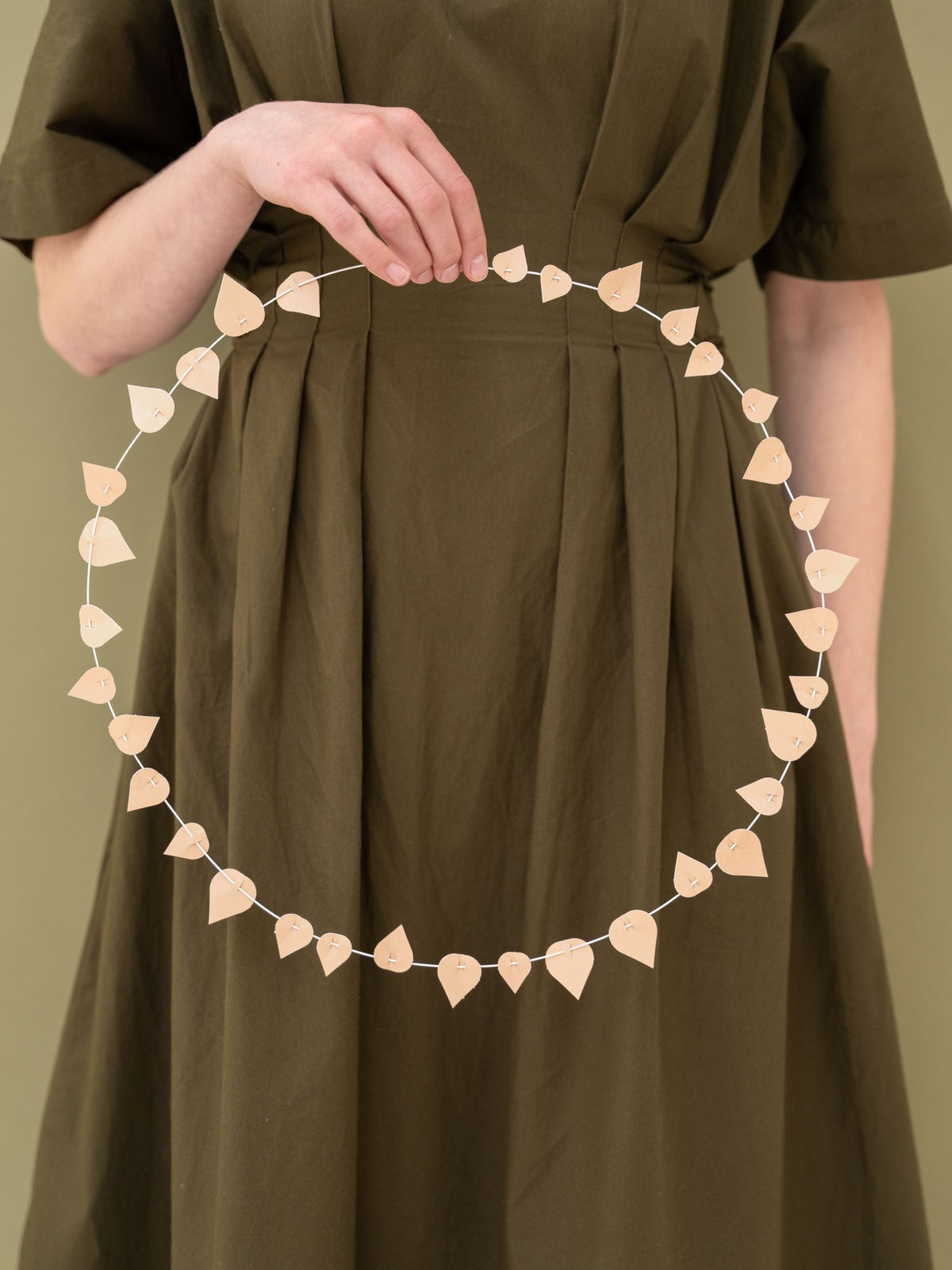 TWIG Blushing Beige – Papierkranz zum Gestalten